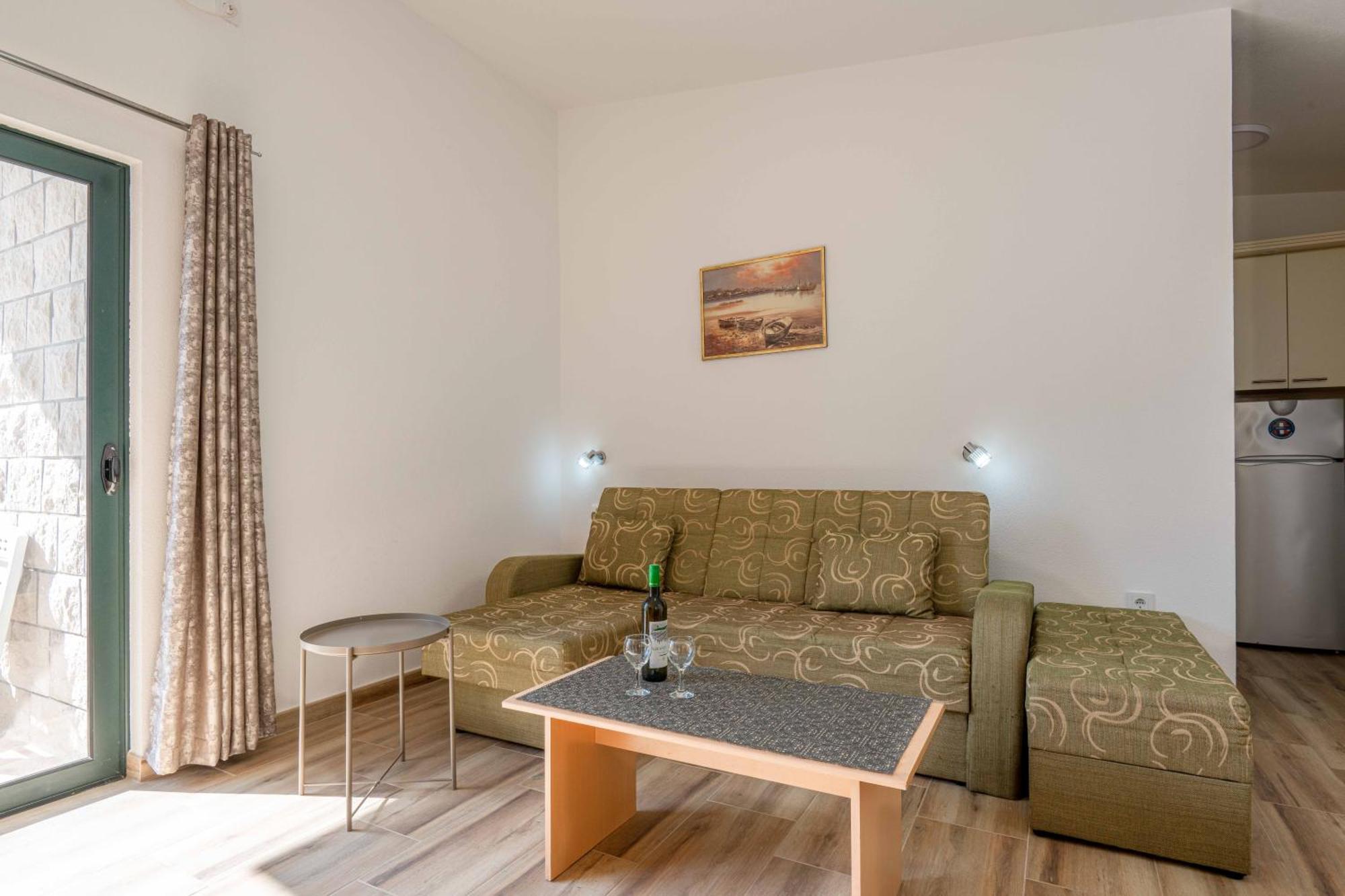 Apartmani Sonja I Branko 苏托莫雷 外观 照片